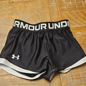 Under Armour Black Athletic Shorts with Elastic Waistband Size Yxs Girls